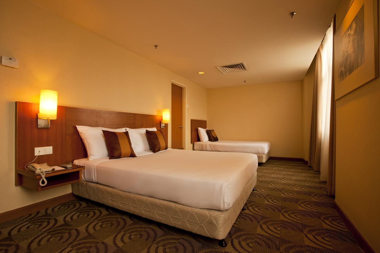 Hilton Garden - North 3*