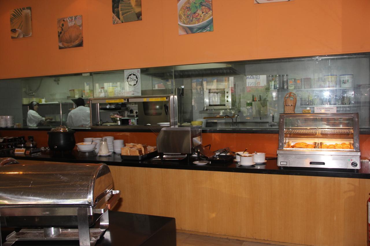 Hilton Garden - North Hotel 3*